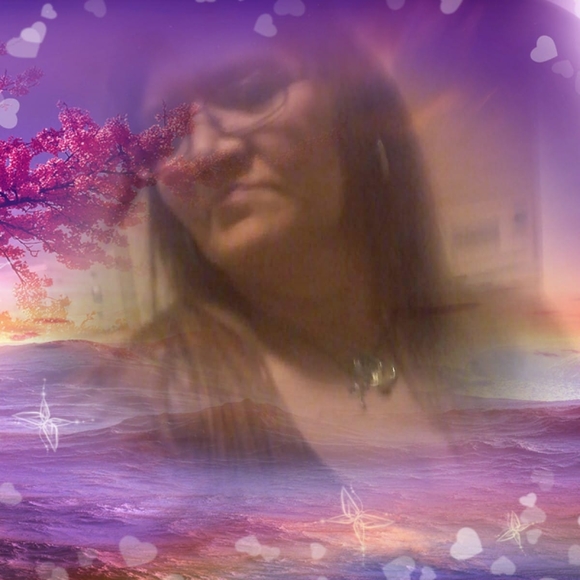 Meet your Posher, Trisha - Picture 1 of 1